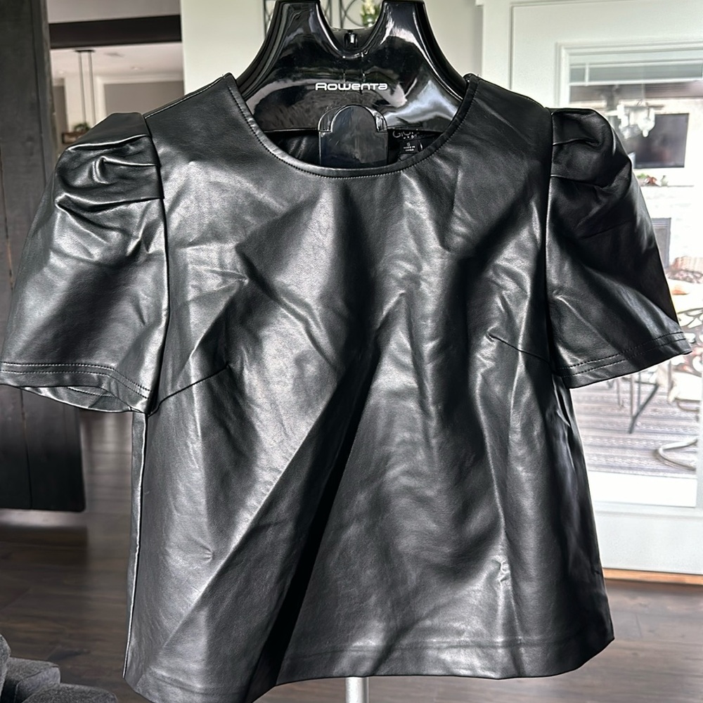 leather top